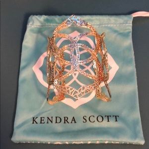 Kendra Scott Roni Cuff - Gold